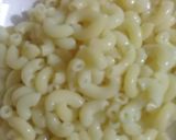 A picture of step 1 of Chicken Vegetable Macaroni.