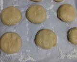 Foto langkah ke 6 dari resep Donat Empuk, Lembut & Montok, Anti Gagal.