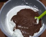 Foto langkah ke 5 dari resep Choco Chiffon Cake.