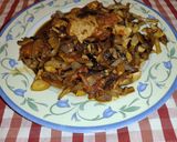 Foto del paso 13 de la receta: Emperador con cebolla caramelizada, champiñones rodajas de tomate con un toque de vino blanco