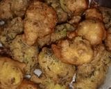 A picture of step 4 of Left over dal pakoda.