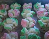 Foto langkah ke 5 dari resep Bolu kukus mekar Santan.