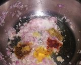 A picture of step 2 of Lasooni Methi Paneer.