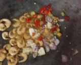 Foto langkah ke 3 dari resep (239) Tumis Paria Udang Rebon. (no pait).