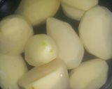 صورة لخطوة 1 من وصفة بطاطا مهروسة