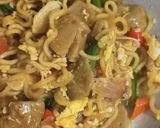 Foto langkah ke 7 dari resep Mie goreng nyemek.