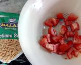 સેવ ટામેટા નું શાક ને પરાઠા (Sev Tomato Sabji Recipe In Gujarati) રેસીપી સ્ટેપ1ફોટો