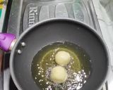 Foto langkah ke 3 dari resep Bola-bola coklat lumer.