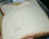 A picture of step 3 of Egg bread toast.