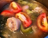 Hình bước làm 2 của món Canh Cải Chua Nấu Đuôi Heo