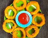 दुधी भोपळ्याची रिंग भजी (Dudhi Bhoplyachi Ring Bhajji Recipe In Marathi) रेसिपी स्टेप 7 फोटो 