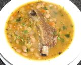 A picture of step 5 of Tortola bean soup with pork ribs.