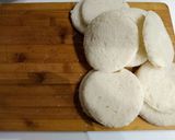 A picture of step 2 of Bread Pockets.