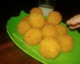 Foto langkah ke 4 dari resep Bola-Bola Ubi Crispy.