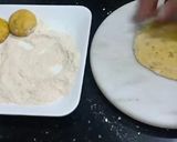 A picture of step 2 of Baisan ke parathay.