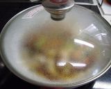 A picture of step 4 of Easy Katsudon Recipe for One.