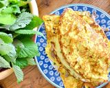 A picture of step 4 of Bánh Xèo with Shrimp and Pork.