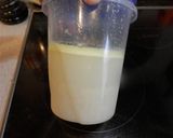 A picture of step 1 of Irresistible Rich Chicken Paitan Ramen.