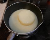 A picture of step 2 of Irresistible Rich Chicken Paitan Ramen.