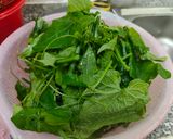 Hình bước làm 1 của món Bữa cơm "thịnh soạn" nhất mùa mưa năm nay