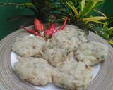 Foto langkah ke 6 dari resep Cireng NASI EMPUK didalam crispy diluar.