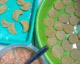 Foto langkah ke 4 dari resep Pastel Mini Keju Pedas.
