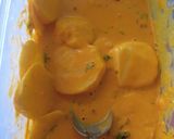 A picture of step 2 of Viazi Karai.