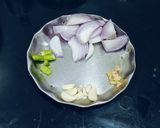 A picture of step 3 of Vitamin Rich Mushroom Cashew Masala.
