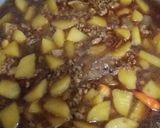 Foto langkah ke 4 dari resep Semur daging cincang dan kentang.