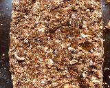 A picture of step 2 of Nut Oats healthy Bar.