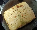 A picture of step 6 of Peas Paratha.