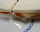 Foto del paso 6 de la receta: Sándwich con 3 quesos y tomate