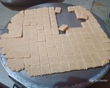 A picture of step 3 of Wheat flour shankarpali.
