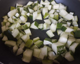 Foto del paso 6 de la receta: Filete de cerdo con salsa al jengibre y pepino salteado
