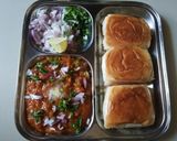 A picture of step 6 of Restaurant Style Pav-bhaji.