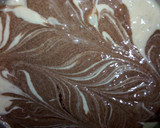 Foto del paso 3 de la receta: Torta marmolada con dulce