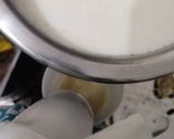 A picture of step 2 of Sugar-apple and banana milkshake.