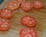 Foto del paso 2 de la receta Tostas de tomate confitado y pollo