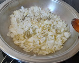 Foto del paso 4 de la receta: Langostinos al curry con orejones