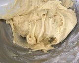 A picture of step 4 of Lemon Drizzle Cake.