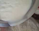 A picture of step 2 of Dry fruit lassi.