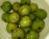 Hình bước làm 1 của món Sấu Dầm Mắm Đường