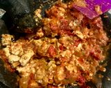 Foto langkah ke 5 dari resep Sambal tempe telur asin.