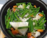 Foto langkah ke 3 dari resep Sayur Asem Bumbu iris.