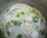 Foto langkah ke 9 dari resep Sup ayam inokitake.