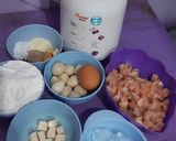 Foto langkah ke 1 dari resep Bakso ayam isi keju dan telur puyuh.
