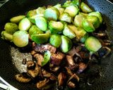 Foto del paso 6 de la receta: REPOLLITAS Con Champignones al Ajillo...!