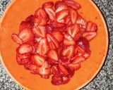 Foto del paso 4 de la receta: Tarta de frutilla con crema Diplomata