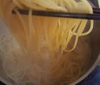 Hình ảnh bước 1 Spaghetti Vẹm Xanh Nấu Với Vang Trắng Và Rau Củ