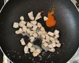 Foto del paso 1 de la receta: Arroz amarillo con Pollito
